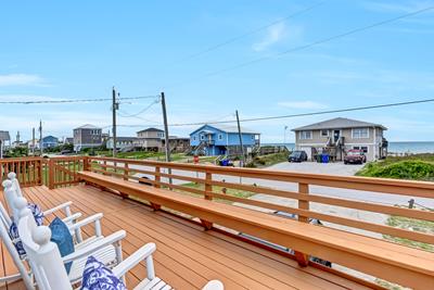 1013 N Shore Drive - A Shore Thing